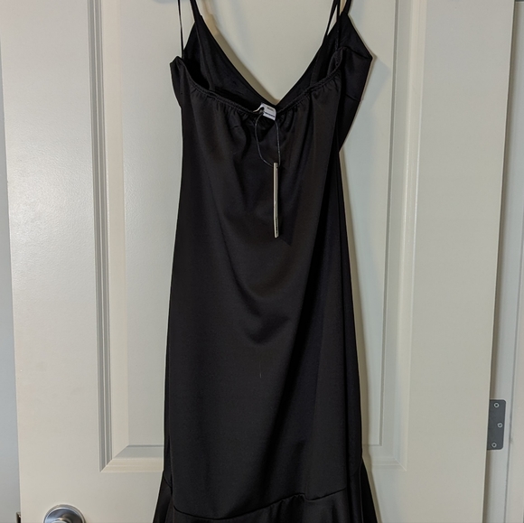 Black Satin spaghetti strap high low dress (extra large) - Picture 5 of 6